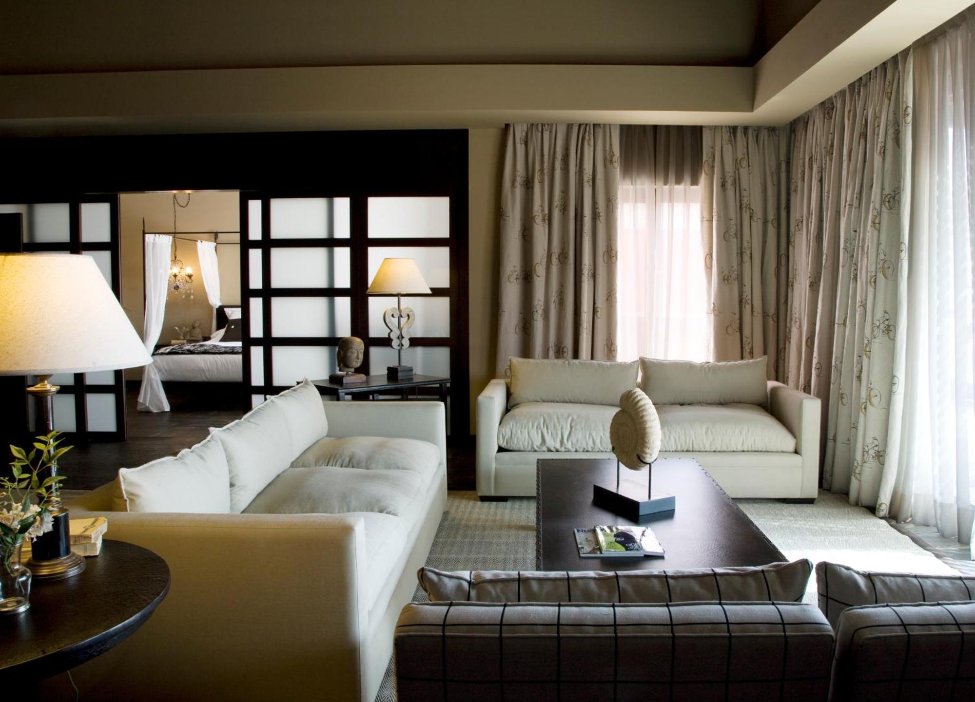 Asia Gardens Hotel & Thai Spa, A Royal Hideaway Hotel Finestrat Exterior foto A suite at the Mandarin Oriental, Munich
