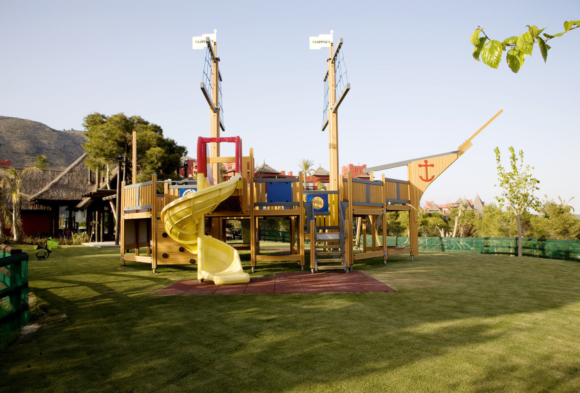 Asia Gardens Hotel & Thai Spa, A Royal Hideaway Hotel Finestrat Facilități foto Playground at the resort