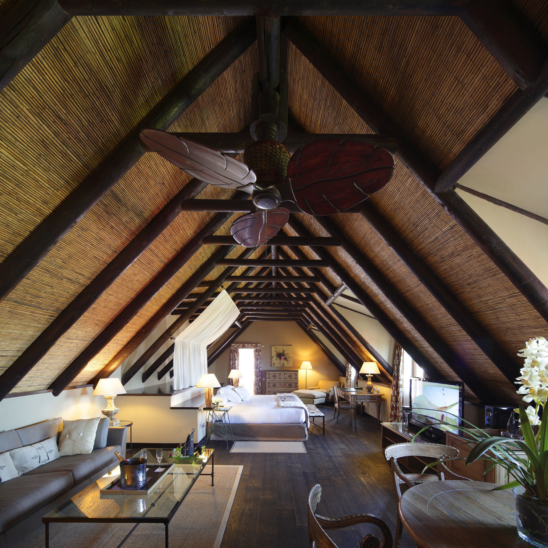 Asia Gardens Hotel & Thai Spa, A Royal Hideaway Hotel Finestrat Exterior foto Interior of a bungalow