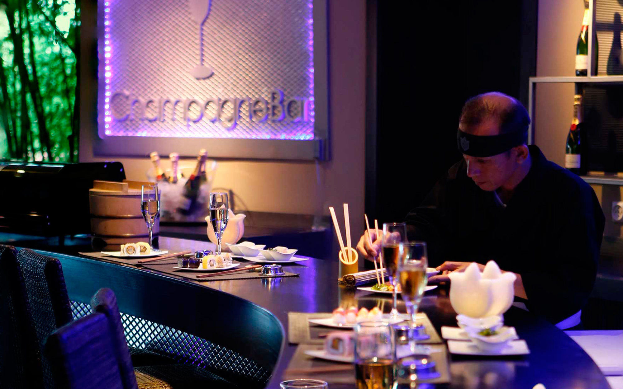 Asia Gardens Hotel & Thai Spa, A Royal Hideaway Hotel Finestrat Restaurant foto A dim sum restaurant in Hong Kong